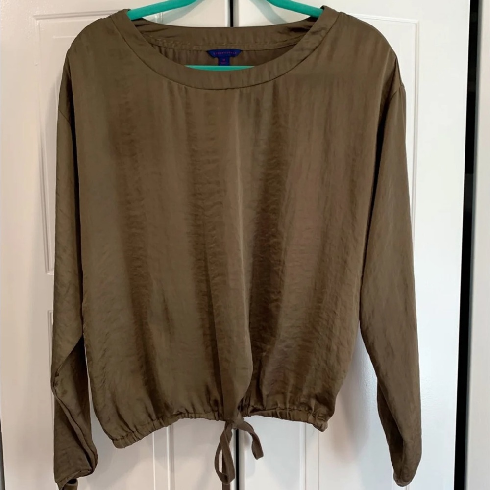Aeropostale gold satin blouse, size Medium